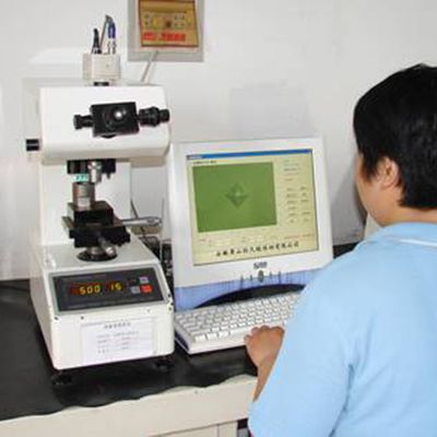 Probador de dureza microscópico Vickers 