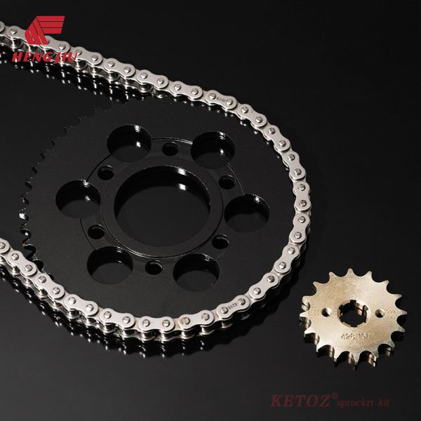 Kits de cadenas y piñones para motocicletas 
